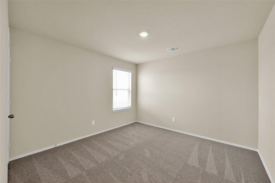 Spacious, unfurnished interior of a new home in Lakes at Black Oak, Magnolia (Image 23).