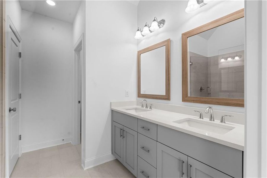 Furnished interior view inside a new home in Evanshire Townhomes, Duluth (Image 7). Furnished interior view inside a new home in Evanshire Townhomes, Duluth (Image 7).