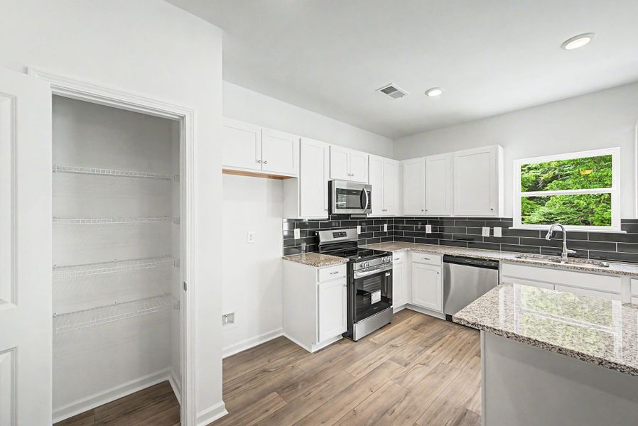 Furnished interior view inside a new home in Ironhorse, Dickson (Image 8).
