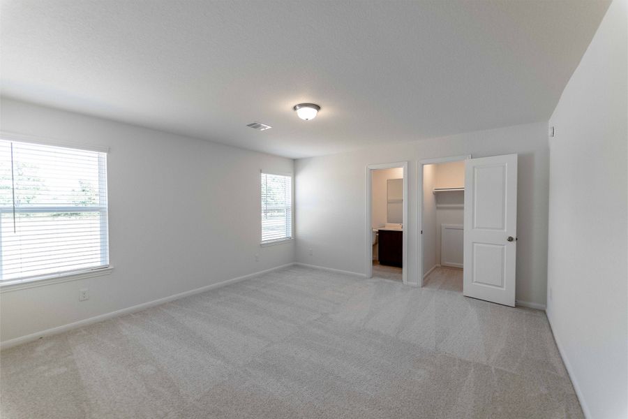 Spacious, unfurnished interior of a new home in Cypress Green, Hockley (Image 44).