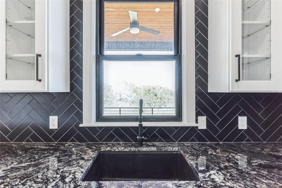 Spacious, unfurnished interior of a new home in , Horseshoe Bay (Image 26). Spacious, unfurnished interior of a new home in , Horseshoe Bay (Image 26).