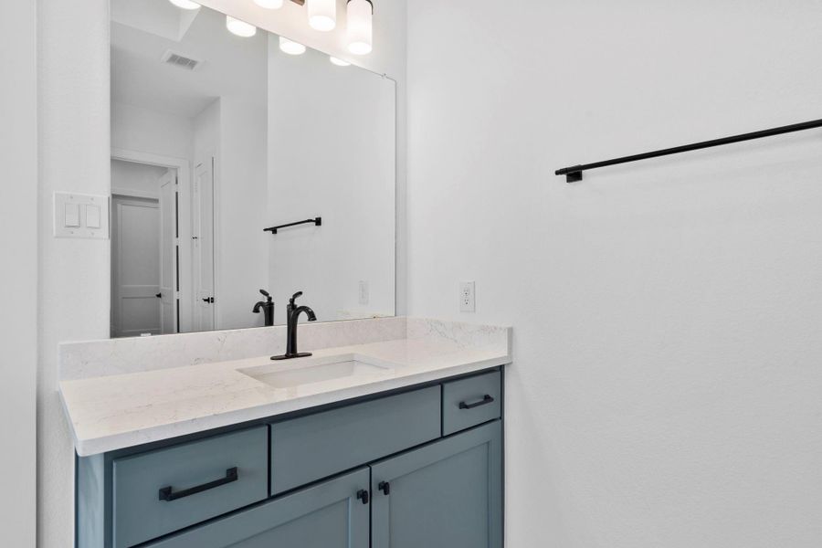 Close-up of interior finishes inside a home in Evergreen, Conroe (Image 19).