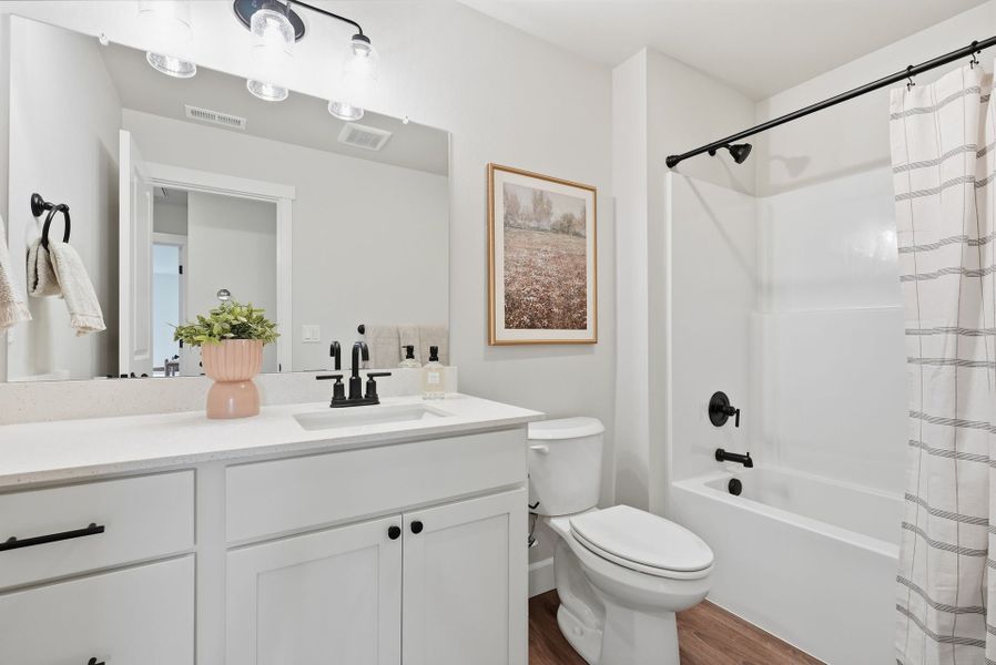 Representative furnished interior of a home built from the Sycamore by MonteVista Homes in Rosengarth Estates, Bend (Image 12). Representative furnished interior of a home built from the Sycamore by MonteVista Homes in Rosengarth Estates, Bend (Image 12).