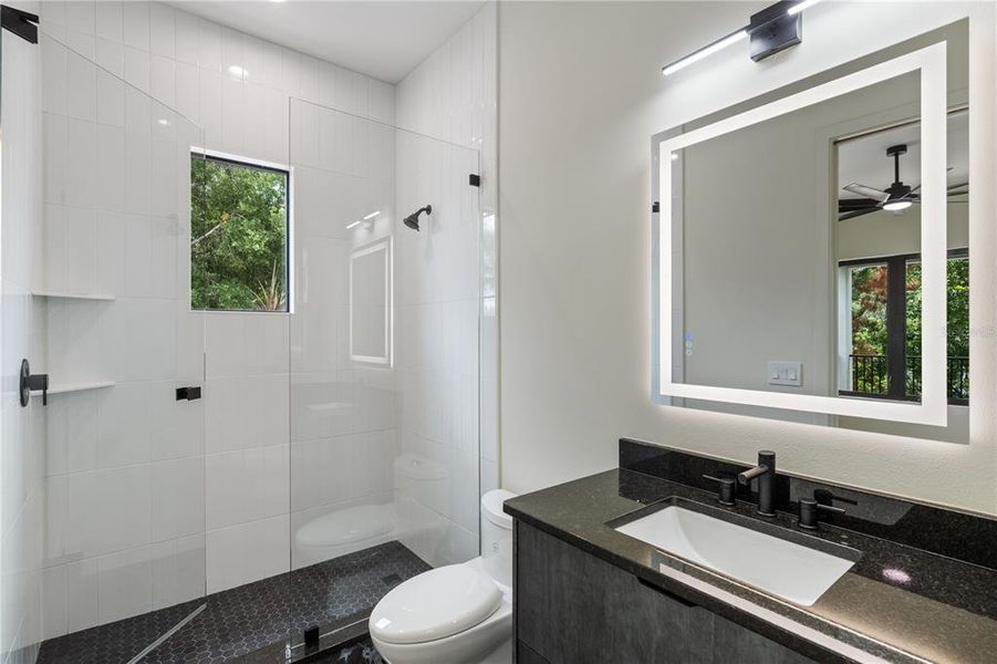 Furnished interior view inside a new home in , Orlando (Image 15).