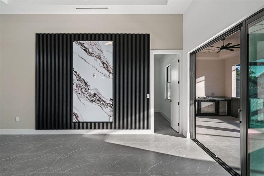 Spacious, unfurnished interior of a new home in , Cape Coral (Image 32).