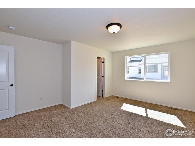 Spacious, unfurnished interior of a new home in , Johnstown (Image 28).