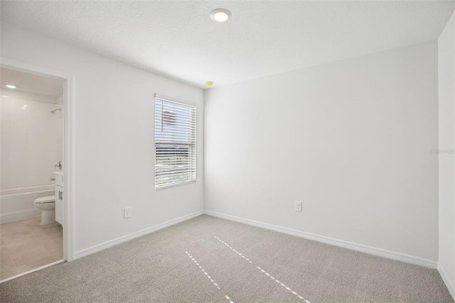 Spacious, unfurnished interior of a new home in , Lady Lake (Image 37).