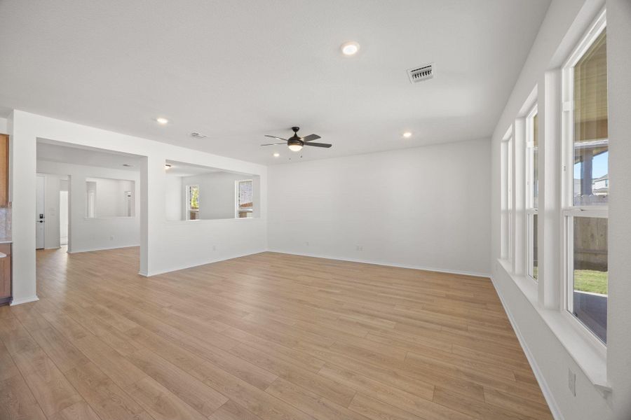 Spacious, unfurnished interior of a new home in Salerno - Classic Collection, Round Rock (Image 32).