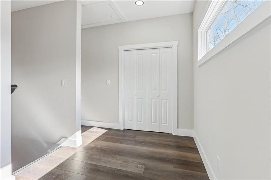 Spacious, unfurnished interior of a new home in , Atlanta (Image 25).