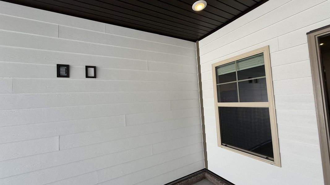 Exterior details and patio area of a home in Veterans Cove, Murfreesboro (Image 22).