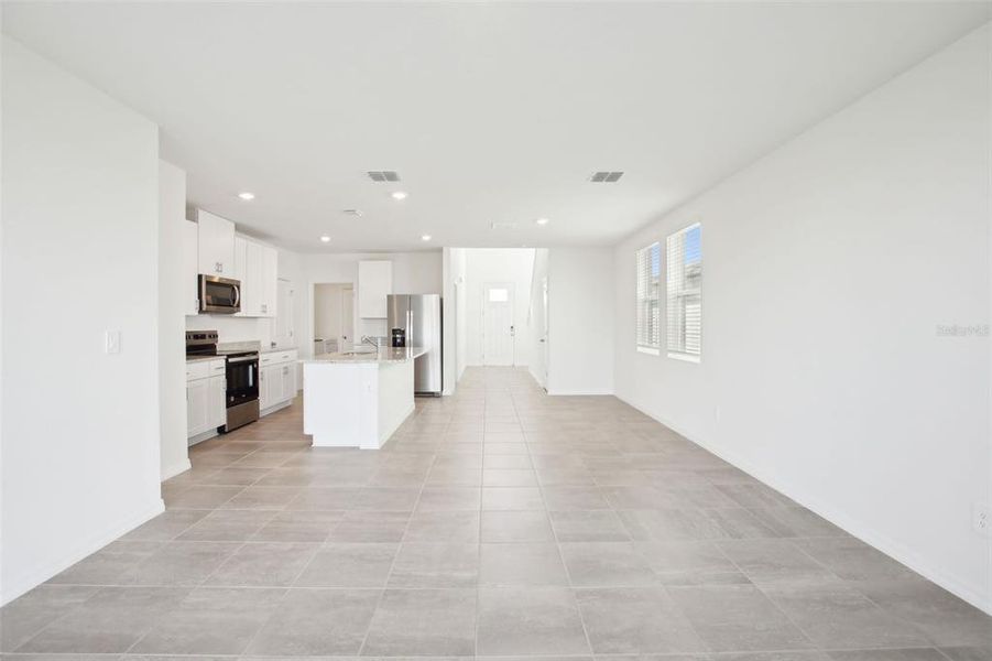 Spacious, unfurnished interior of a new home in Benton Hills - Premier Series, Brooksville (Image 31). Spacious, unfurnished interior of a new home in Benton Hills - Premier Series, Brooksville (Image 31).