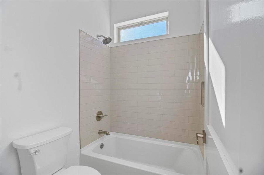 Image 32 of a home in .