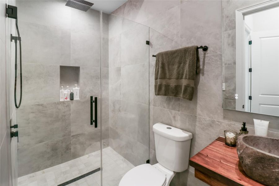 Furnished interior view inside a new home in , Tomball (Image 16). Furnished interior view inside a new home in , Tomball (Image 16).