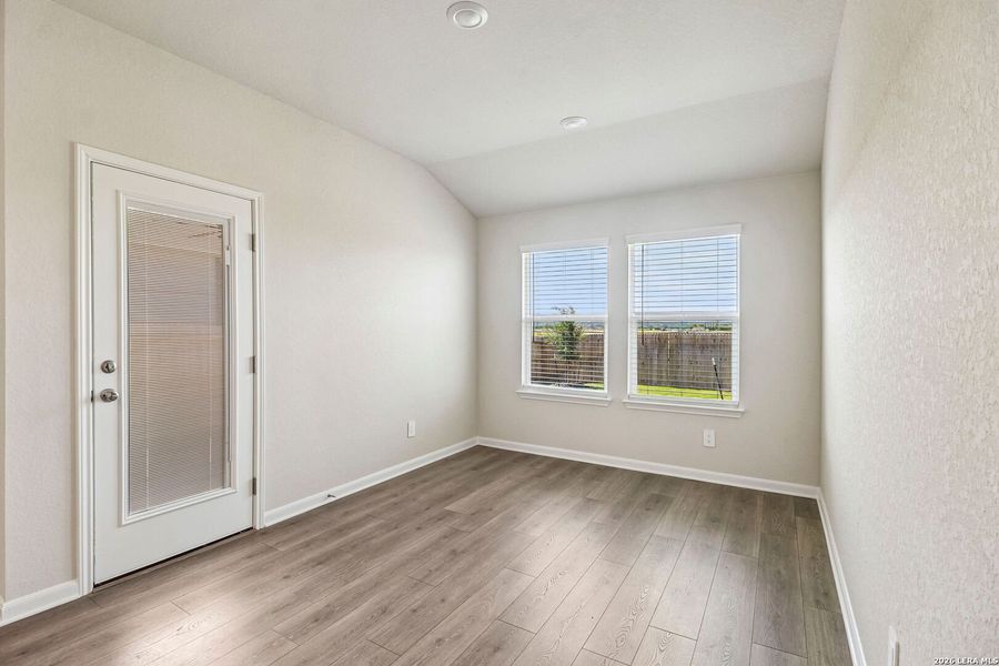 Spacious, unfurnished interior of a new home in Estancia Ranch - Premier Series, San Antonio (Image 19). Spacious, unfurnished interior of a new home in Estancia Ranch - Premier Series, San Antonio (Image 19).