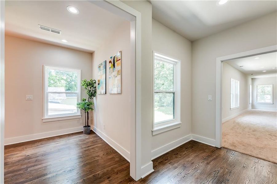 Spacious, unfurnished interior of a new home in , Atlanta (Image 22).