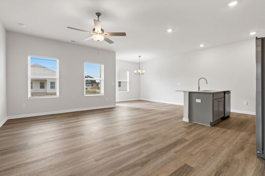 1,504sf New Home in Richlands, NC.  - Slide 8