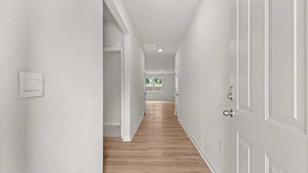 Spacious, unfurnished interior of a new home in Northberry, Rome (Image 21).