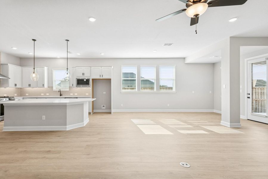 Spacious, unfurnished interior of a new home in Riceland 50’ Front Load Homesites, Mont Belvieu (Image 14).