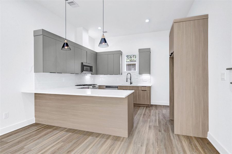 Furnished interior view inside a new home in , Houston (Image 7). Furnished interior view inside a new home in , Houston (Image 7).