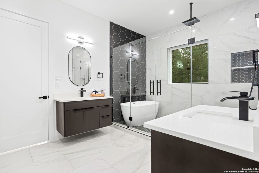 Furnished interior view inside a new home in , Spring Branch (Image 8).