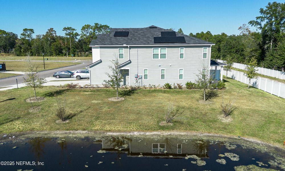 Exterior details and patio area of a home in , Jacksonville (Image 18). Exterior details and patio area of a home in , Jacksonville (Image 18).