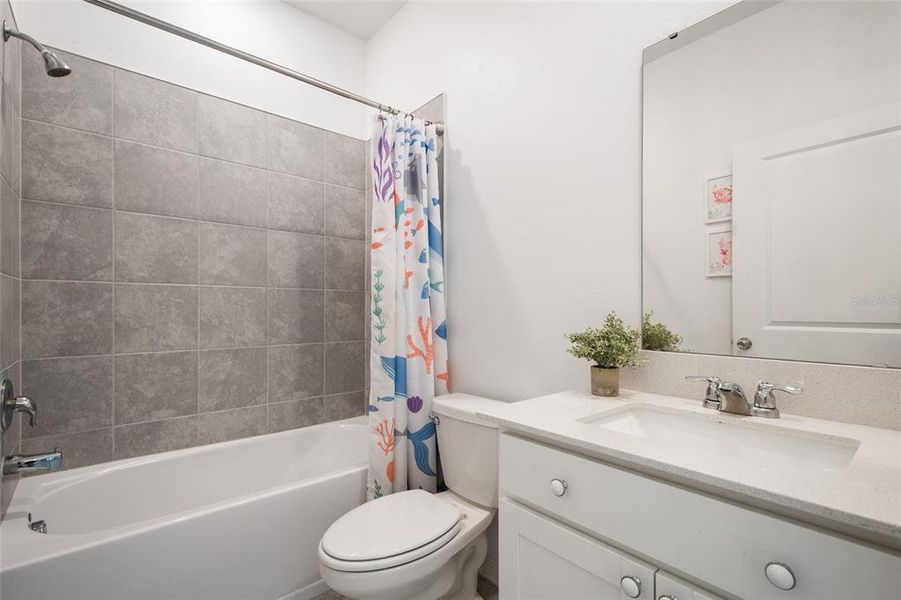 Furnished interior view inside a new home in , Winter Haven (Image 10).