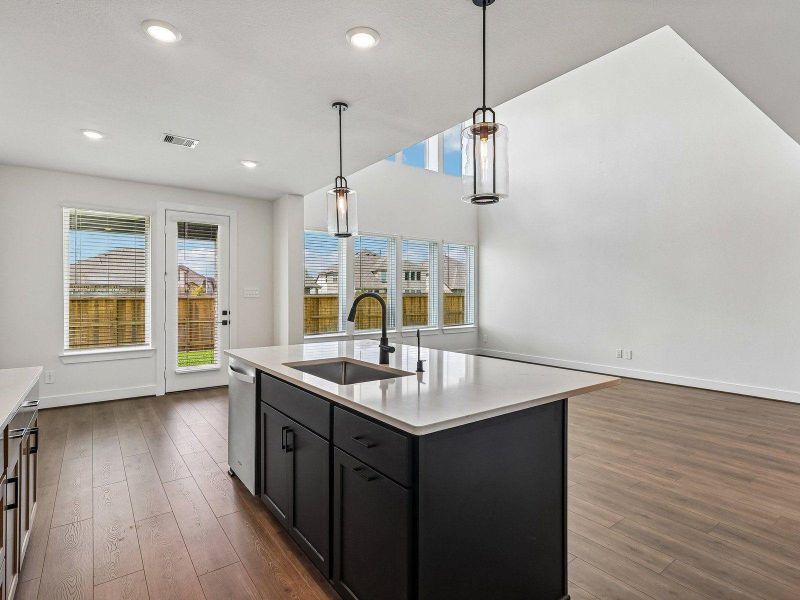 Furnished interior view inside a new home in Kingdom Heights, Rosenberg (Image 15).