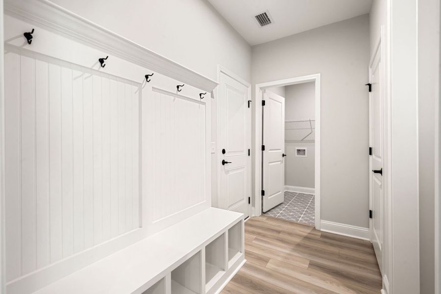 Spacious, unfurnished interior of a new home in Waterways, Richmond Hill (Image 60).