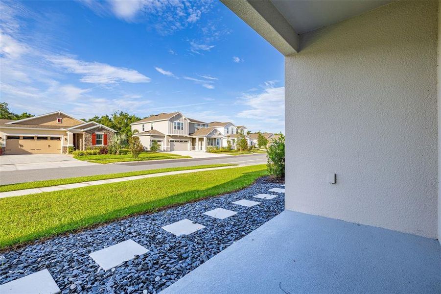 Exterior details and patio area of a home in , Kissimmee (Image 23).