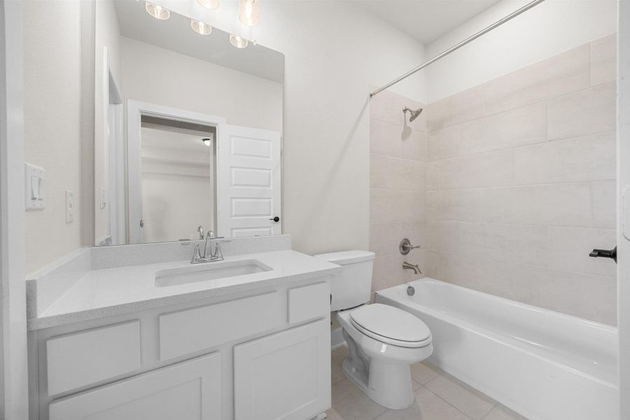 Furnished interior view inside a new home in Rough Hollow - Las Brisas, Austin (Image 11).