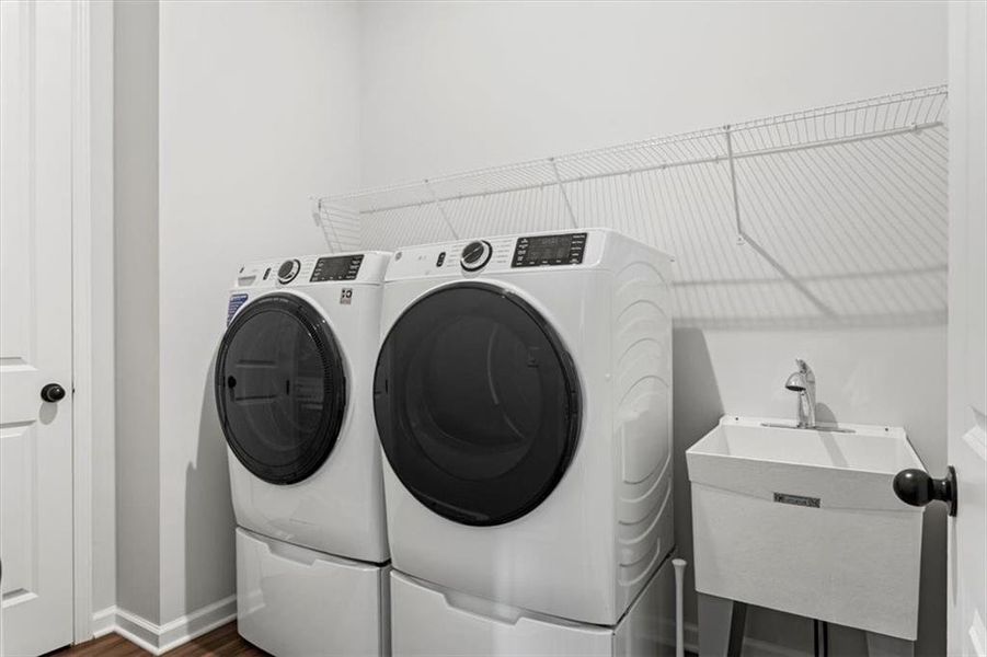 Image 26 of a home in Edgewater.