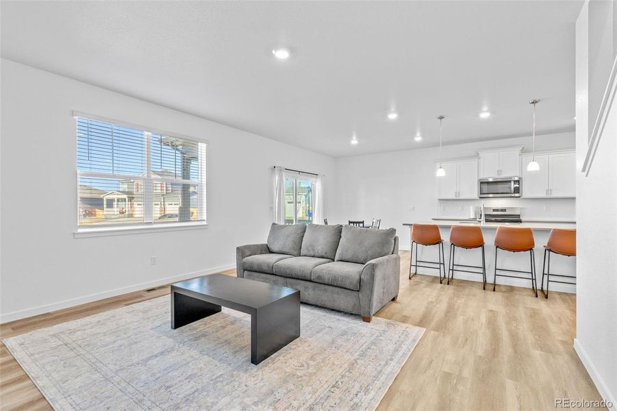 Furnished interior view inside a new home in Vantage, Berthoud (Image 6).