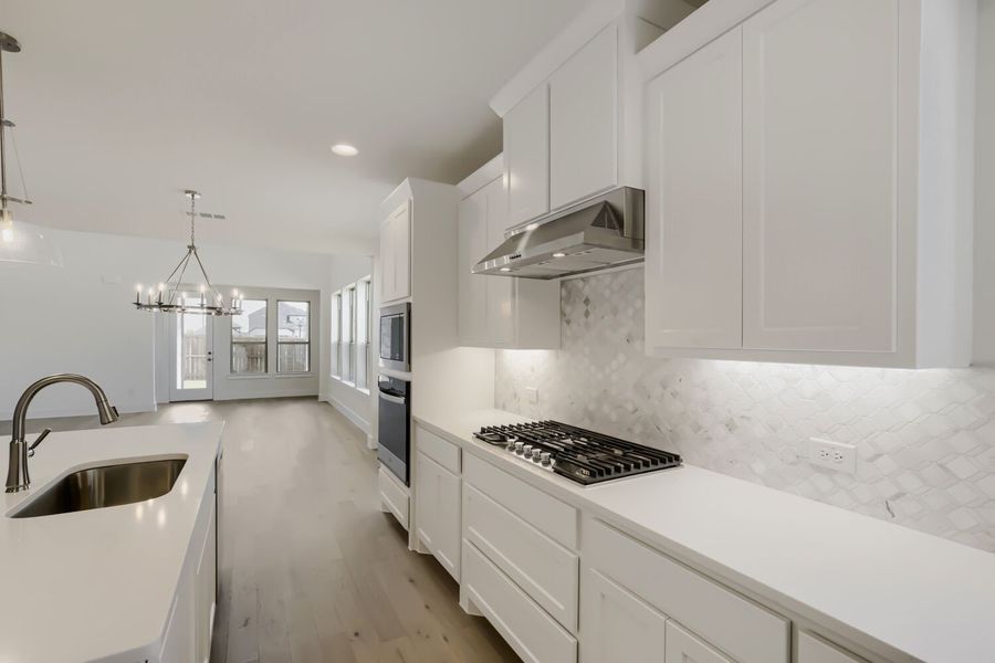 828 Stone - Kitchen 828 Stone - Kitchen