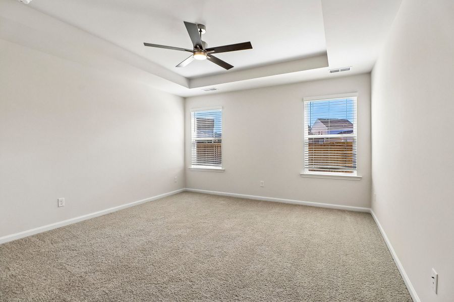 Spacious, unfurnished interior of a new home in Victorywoods Village, Columbia (Image 20).