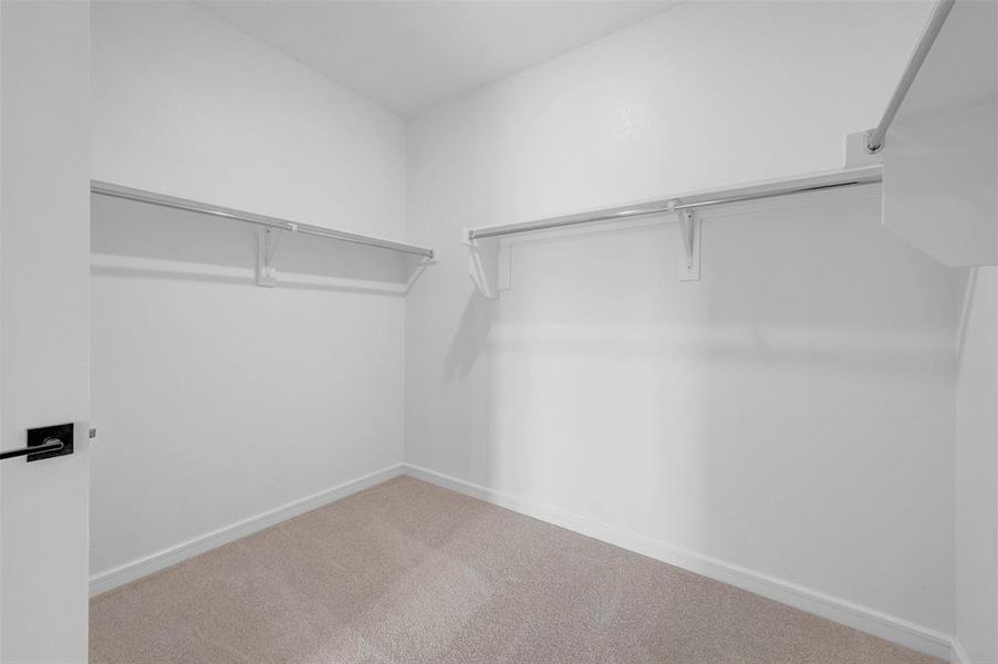Spacious, unfurnished interior of a new home in Aspire at Reunion, Newark (Image 22).