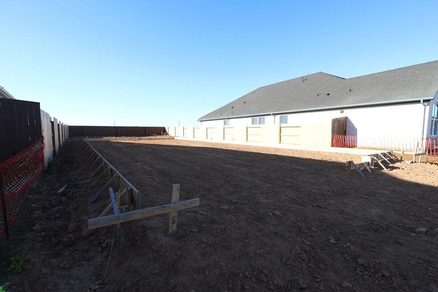 Every foundation at DWH is engineered and it’s inspected three times! We do not do “batch” testing. Rest easy knowing your foundation comes with a 10 year warranty. Every foundation at DWH is engineered and it’s inspected three times! We do not do “batch” testing. Rest easy knowing your foundation comes with a 10 year warranty.