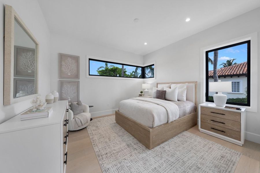 Furnished interior view inside a new home in , Fort Lauderdale (Image 20).