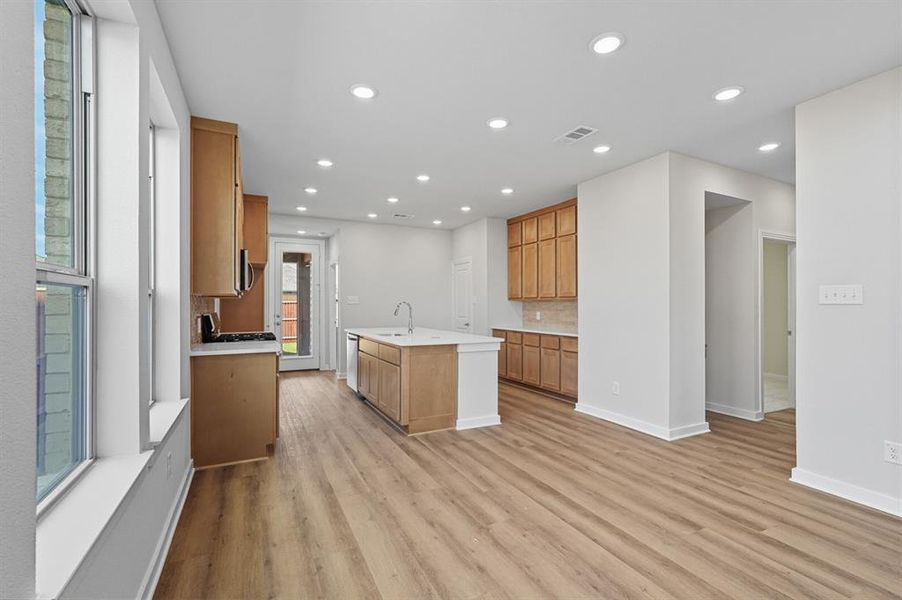 Spacious, unfurnished interior of a new home in Heartland, Heartland (Image 14). Spacious, unfurnished interior of a new home in Heartland, Heartland (Image 14).