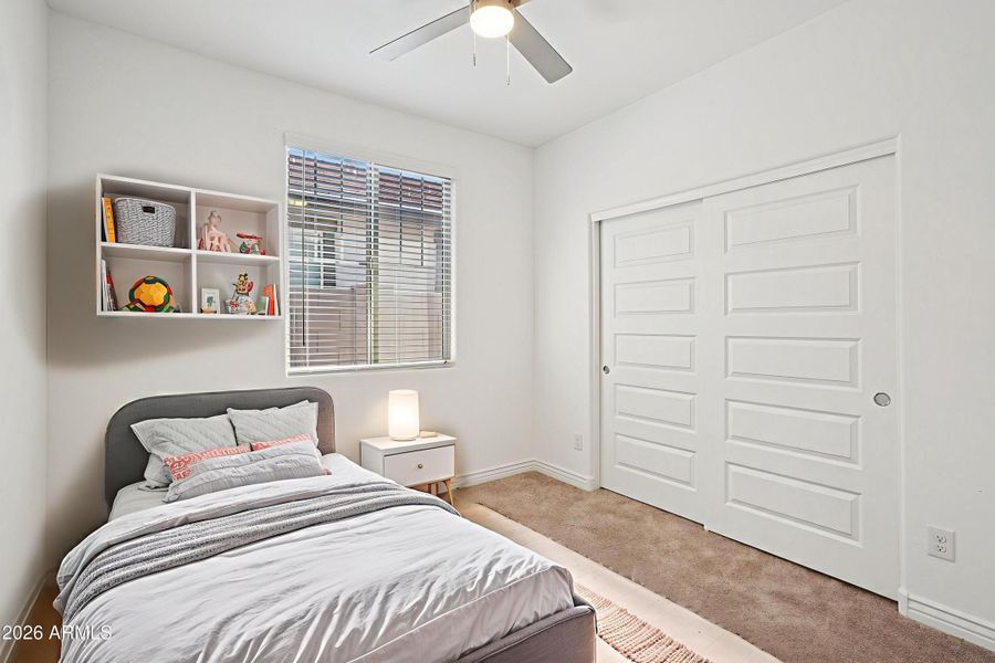 23-web-or-mls-W-Vale-Dr-S0502-023 - Kids