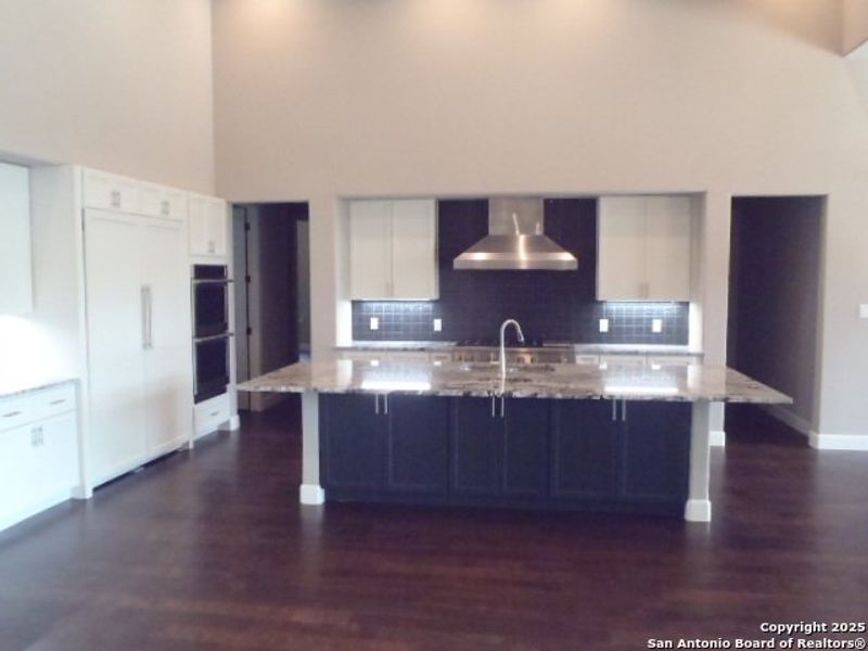Furnished interior view inside a new home in , New Braunfels (Image 7). Furnished interior view inside a new home in , New Braunfels (Image 7).