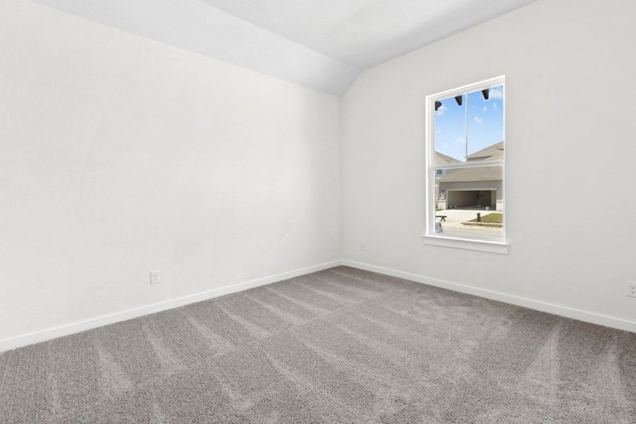 Spacious, unfurnished interior of a new home in University Heights, Round Rock (Image 30).