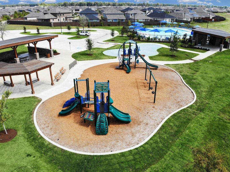 Community amenities in Harrington Trails at The Canopies, Splendora (Image 17).