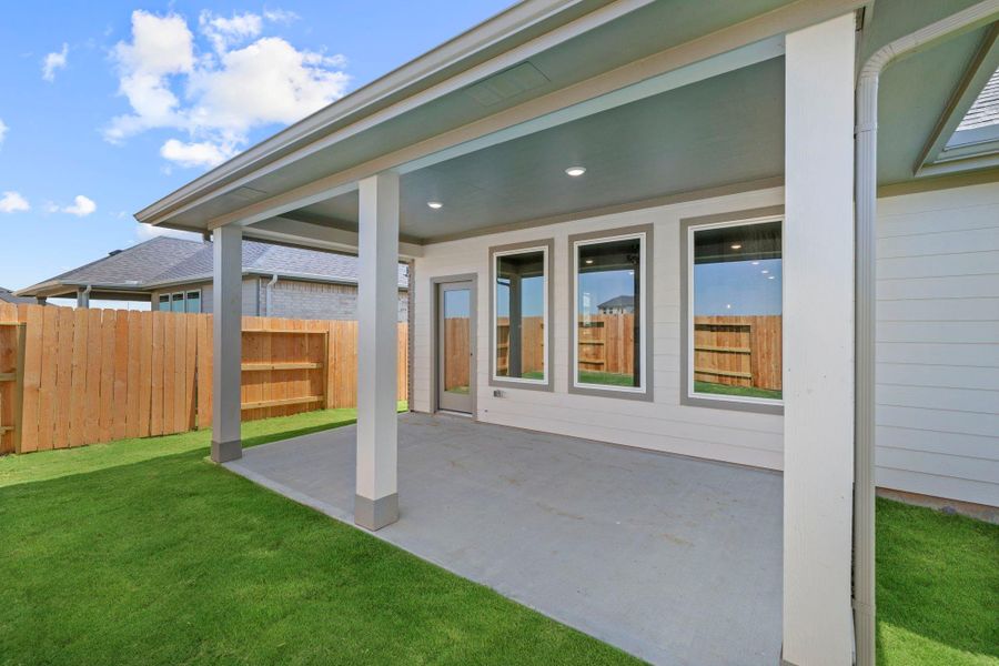Imagine stepping into your own personal oasis—a spacious covered back patio that invites you to savor every moment outdoors, regardless of the weather. Imagine stepping into your own personal oasis—a spacious covered back patio that invites you to savor every moment outdoors, regardless of the weather.