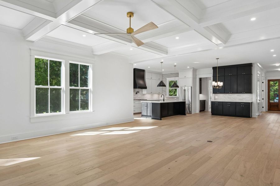 Spacious, unfurnished interior of a new home in , Mount Pleasant (Image 47).