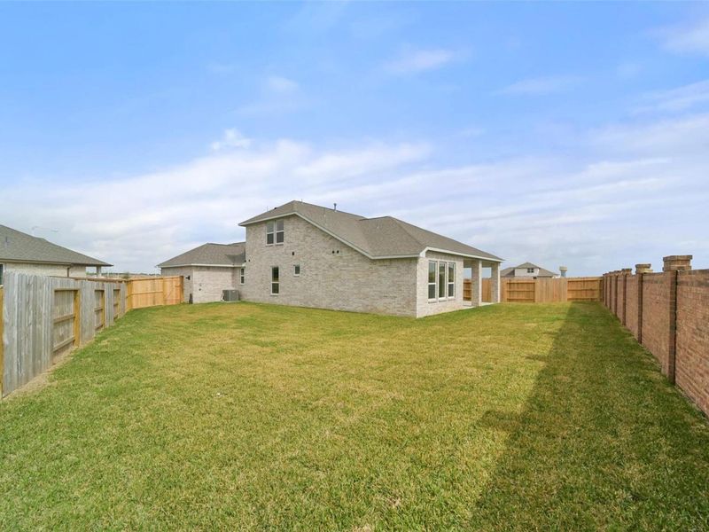 Exterior details and patio area of a home in Lago Mar, Texas City (Image 26). Exterior details and patio area of a home in Lago Mar, Texas City (Image 26).