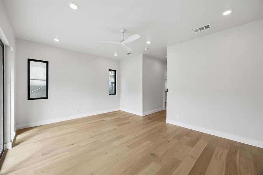 Spacious, unfurnished interior of a new home in , Dallas (Image 22). Spacious, unfurnished interior of a new home in , Dallas (Image 22).