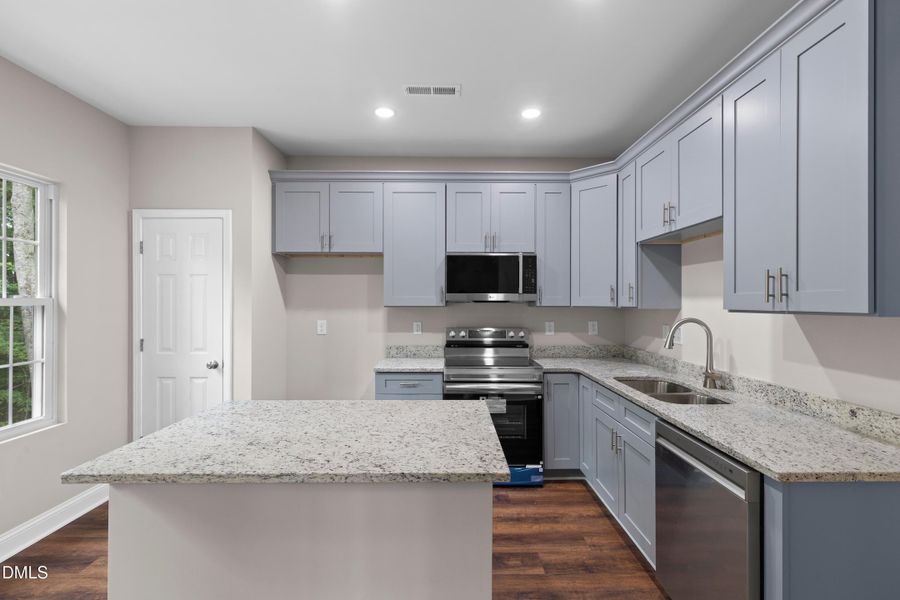 12-110 Quarterhorse Dr