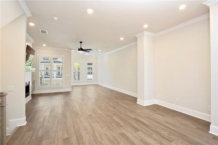 Spacious, unfurnished interior of a new home in , Alpharetta (Image 22).