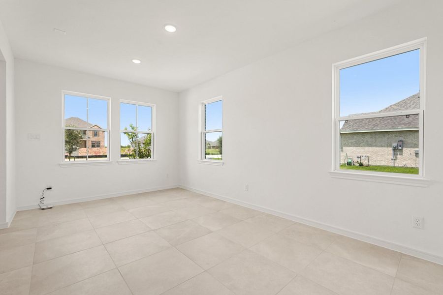 Sun-lit dining room Sun-lit dining room