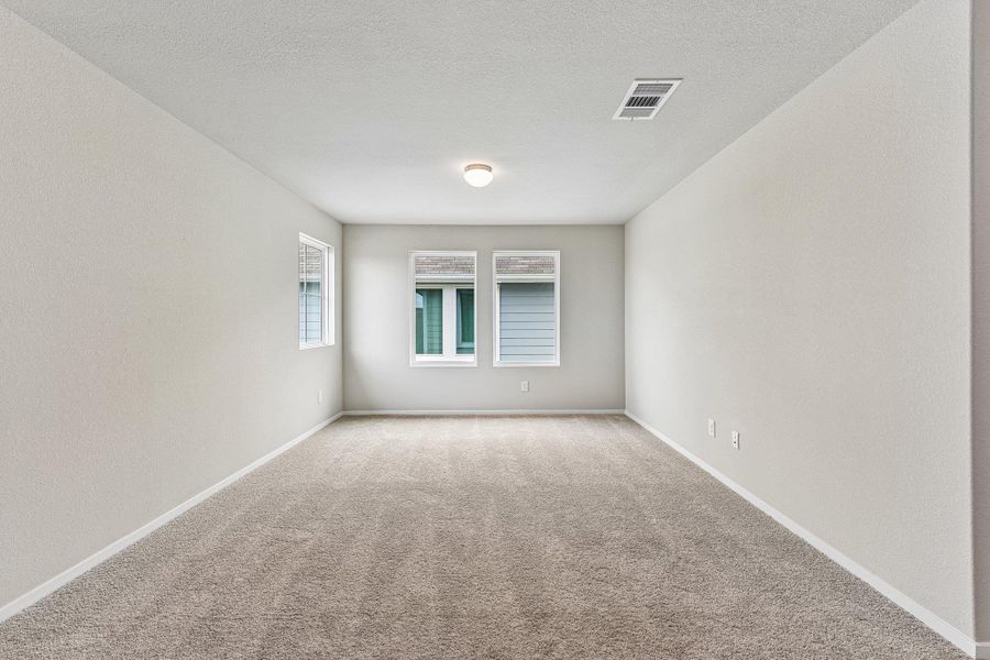 Spacious, unfurnished interior of a new home in Edgebrooke, Pflugerville (Image 13). Spacious, unfurnished interior of a new home in Edgebrooke, Pflugerville (Image 13).